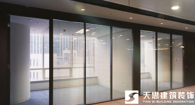 <a href=http://www.beanmr.com/ target=_blank class=infotextkey>合肥辦公室裝修</a>玻璃